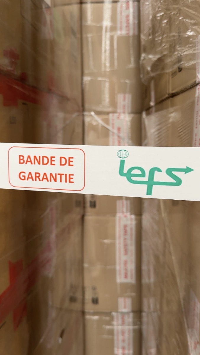 Palette filmée et scellée avec la bande de garantie IEFS